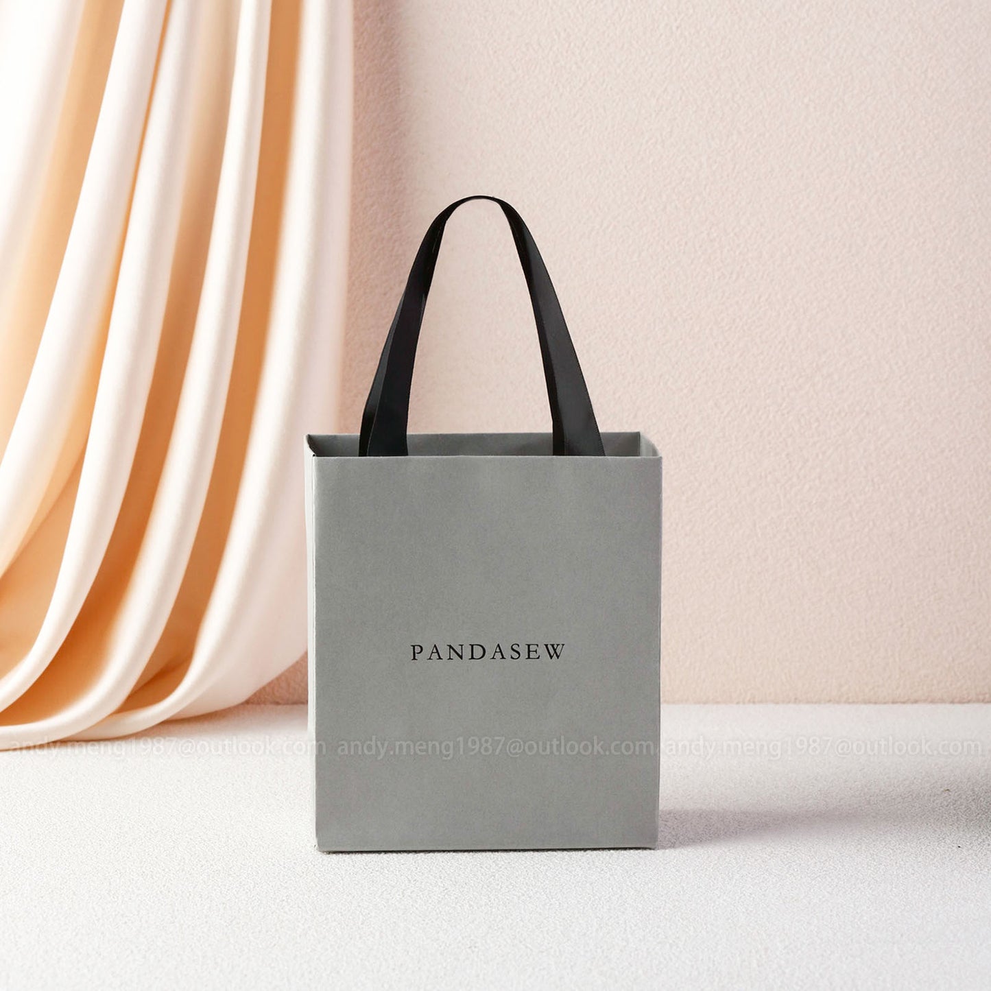 gray apper bag small 13.5x7.3x15.5cm