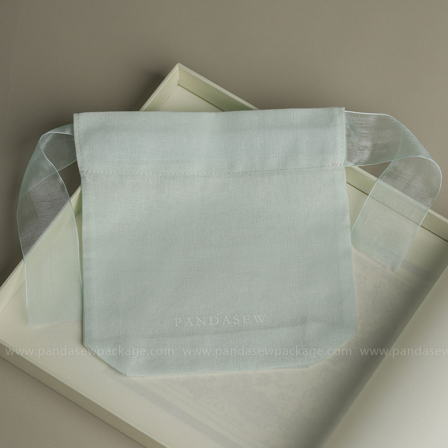 blue jewelry Pouch print logo, customized chic gift bag