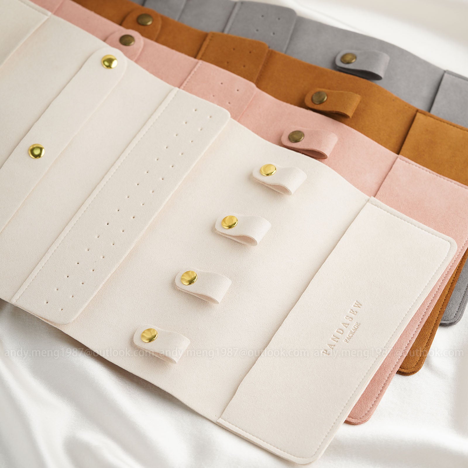 jewelry travel case with hook for necklace and bracelet, made in Pandasew