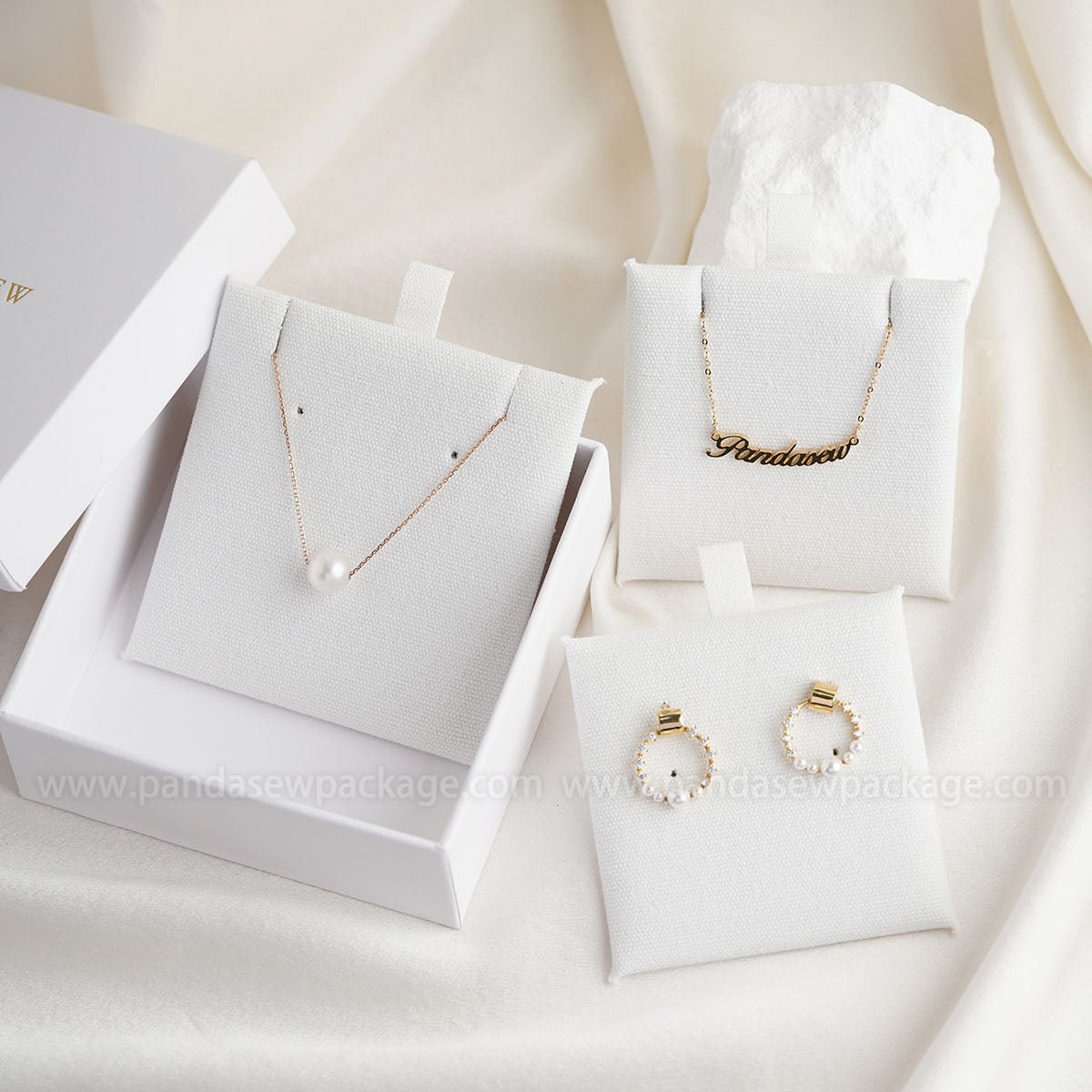 eco and durable jewelry gift bag