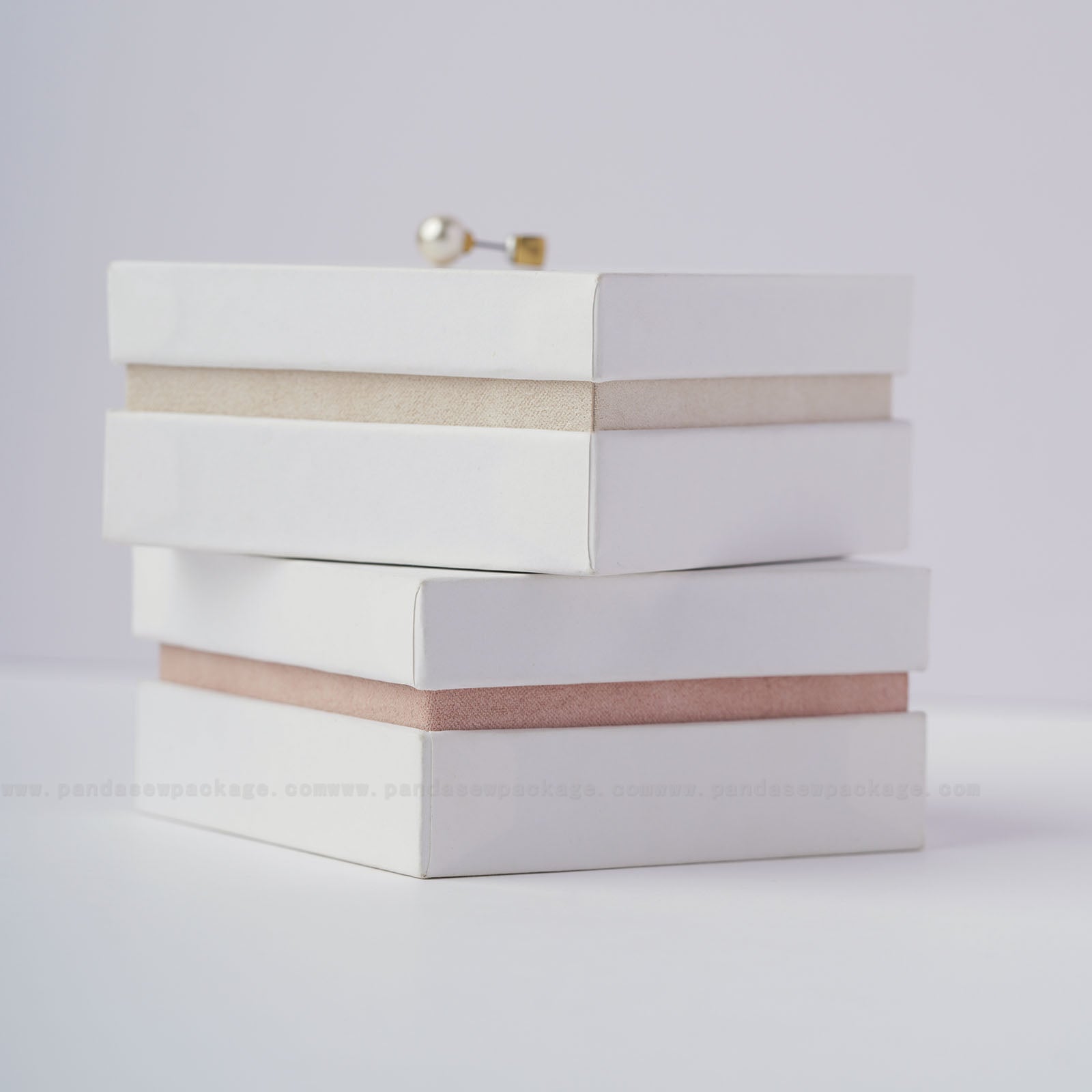 white jewelry box custom logo, texture velvet inside box