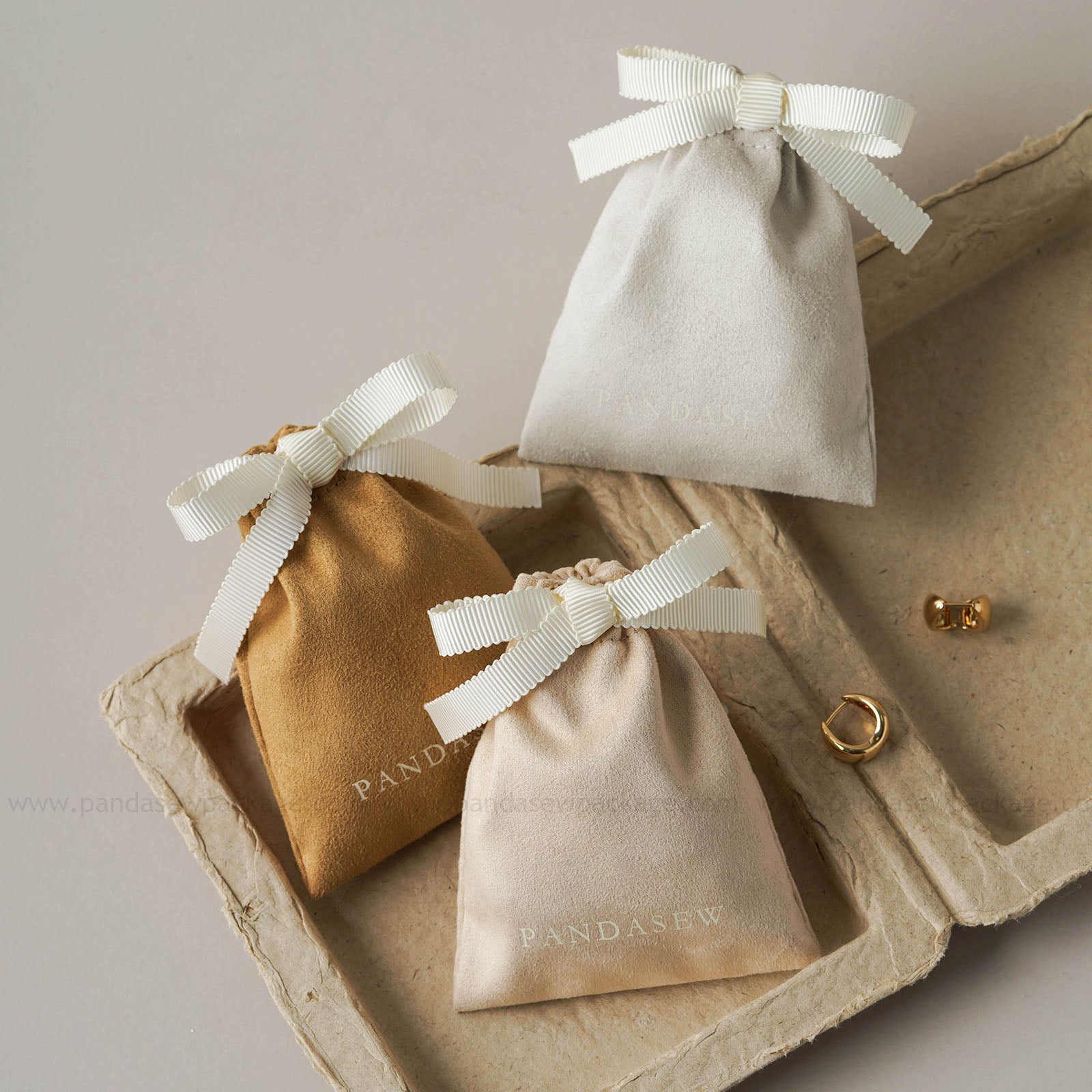 holiday gift bag in any sizes, used in Christmas, Easter, Mother's Day