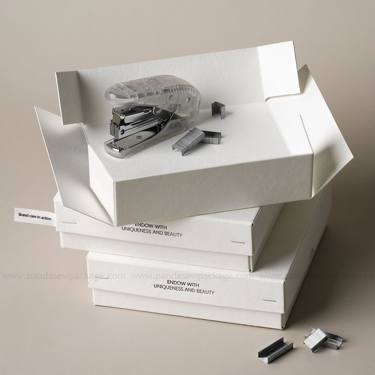 100-Piece All-in-One Paper Box Set: Flat Pack Shipping + Stapler for Easy Assembly BX-151