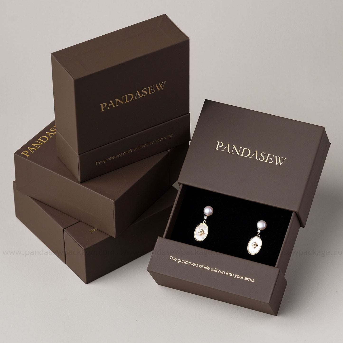 50pcs 9x9x3.5cm jewelry packaging custom jewellery box print logo, chic drawer box for necklace ring, Pandasew high texture cardboard box BX-150