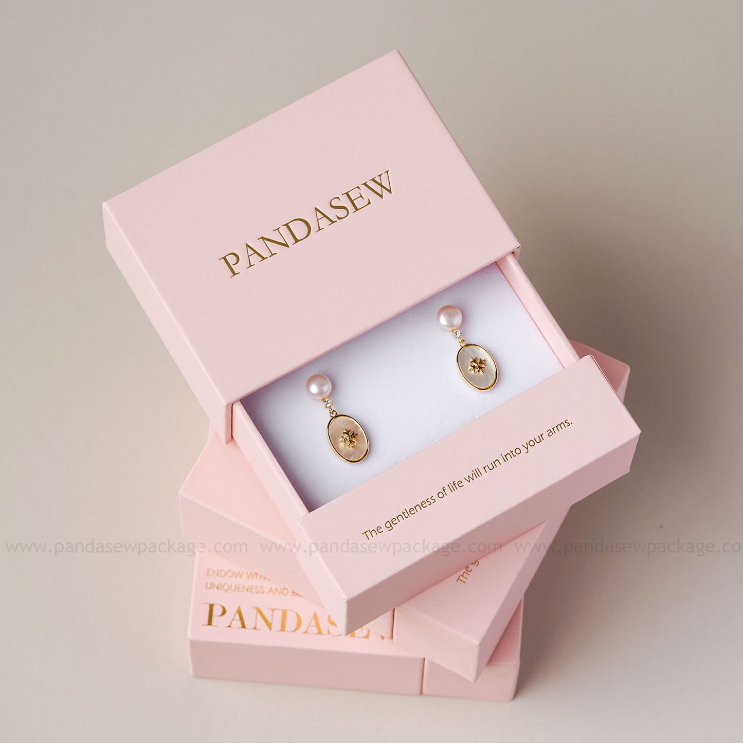 50pcs 9x9x3.5cm jewelry packaging custom jewellery box print logo, chic drawer box for necklace ring, Pandasew high texture cardboard box BX-150