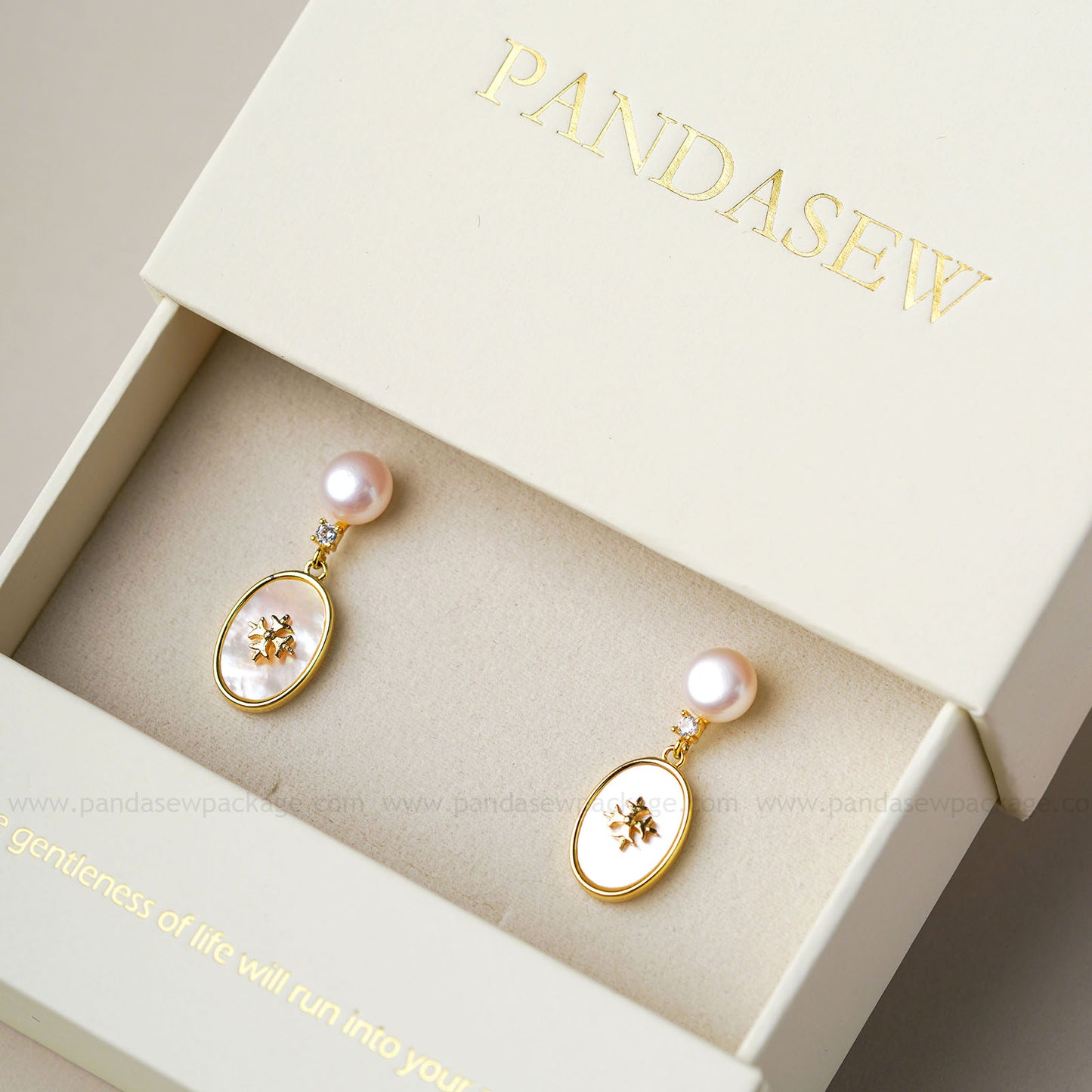 50pcs 9x9x3.5cm jewelry packaging custom jewellery box print logo, chic drawer box for necklace ring, Pandasew high texture cardboard box BX-150