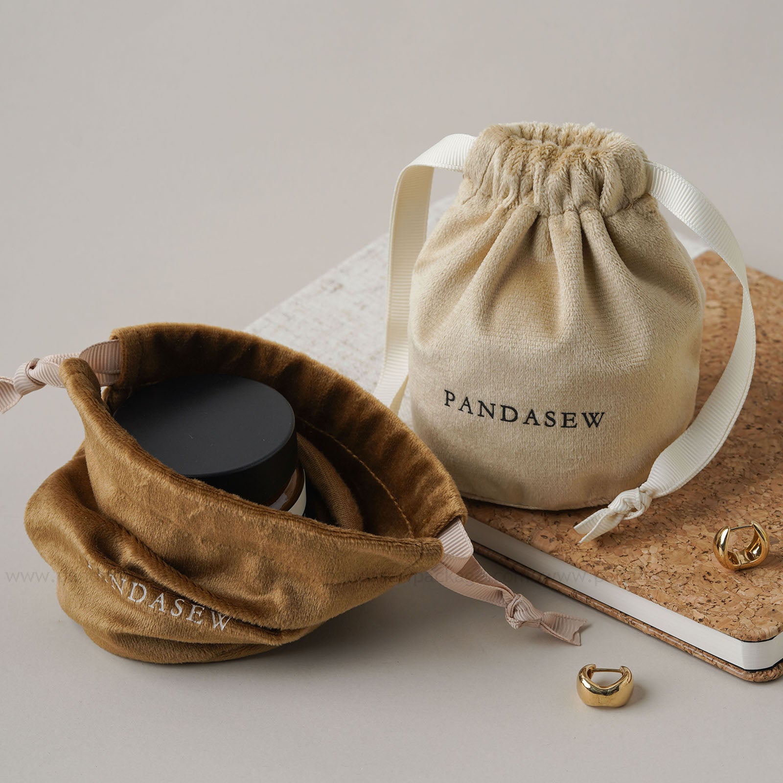 Thick velour drawstring pouch. Essential oil bottle protection for aromatherapy kits