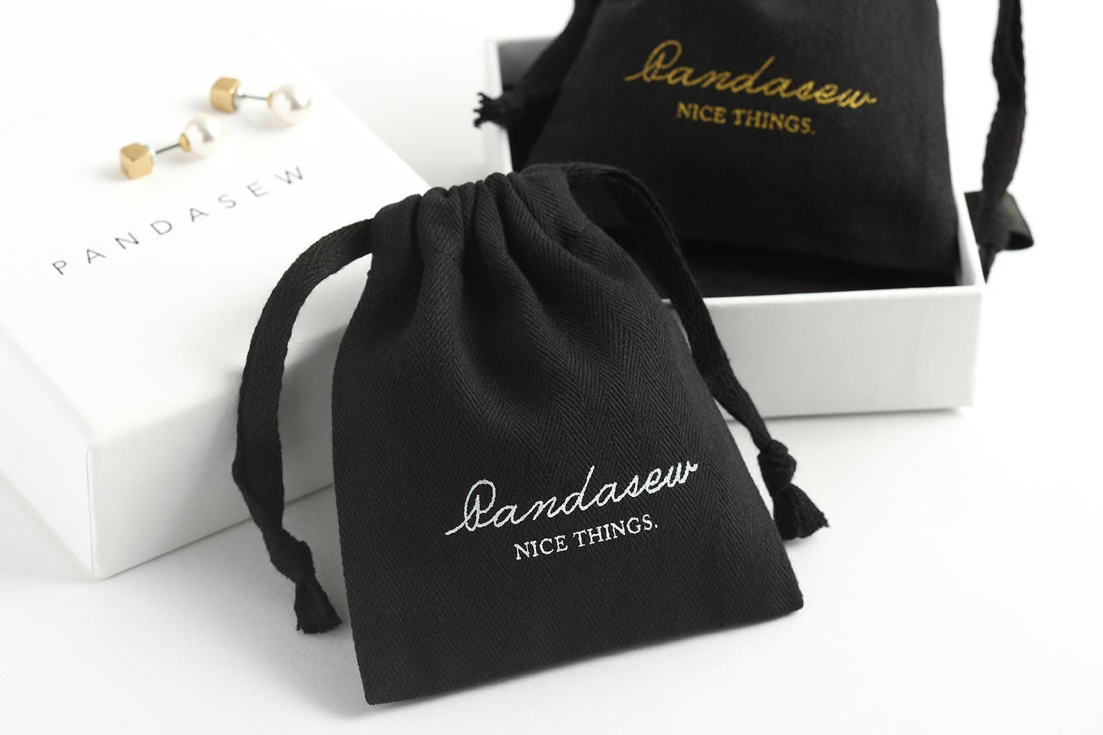 Black jewelry bag
