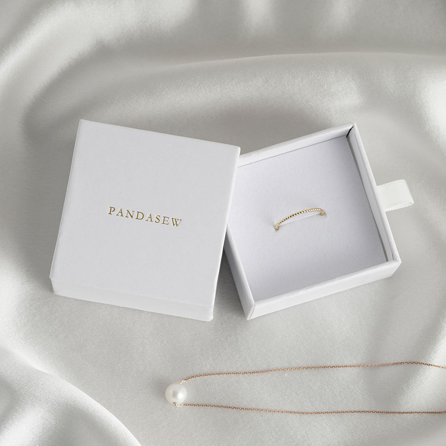 ring paper box white