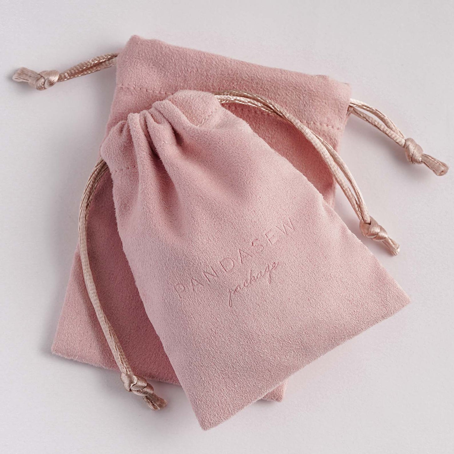 Cosmetic packaging bags