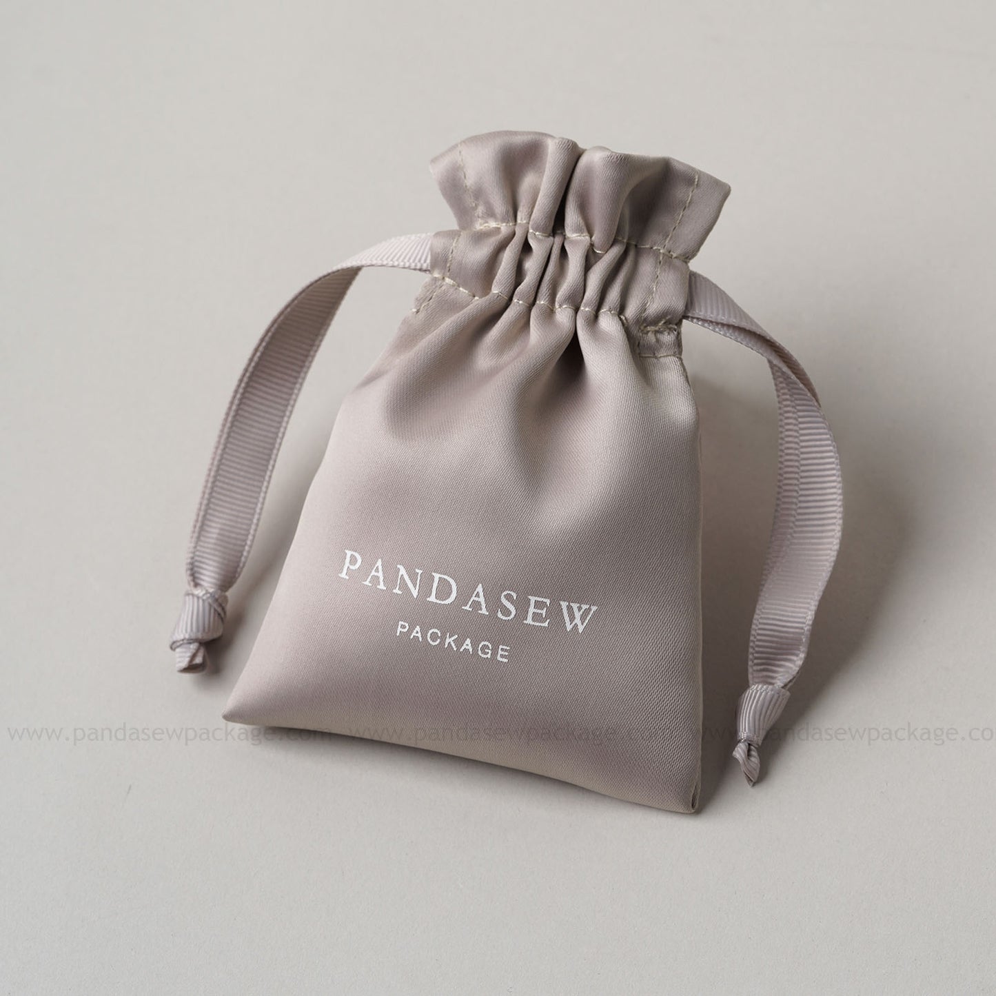 100pcs Dense silk satin bag custom jewelry pouch high quality thick and soft pouch DSD-107