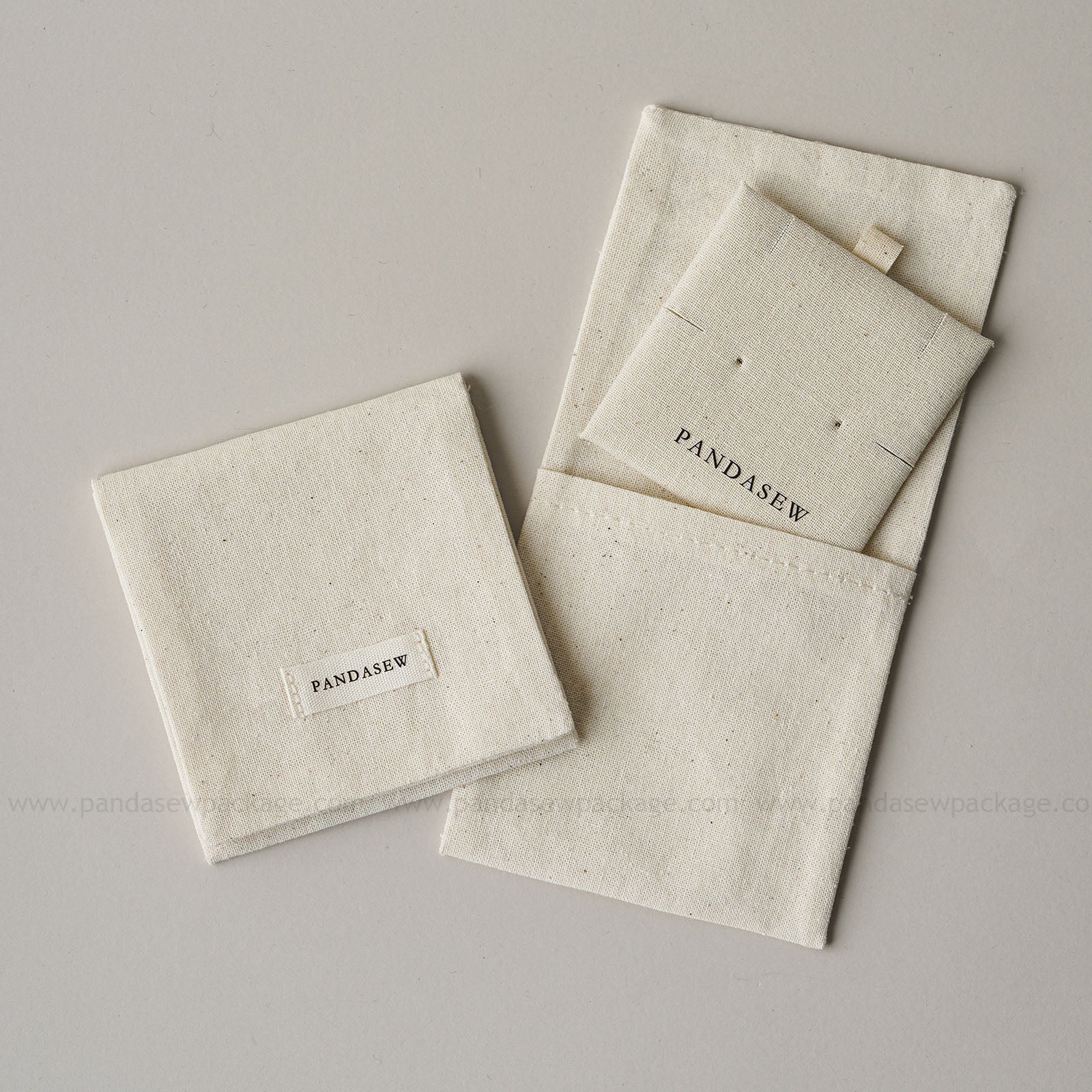 customized necklace and earrings insert pad with flap bag set
