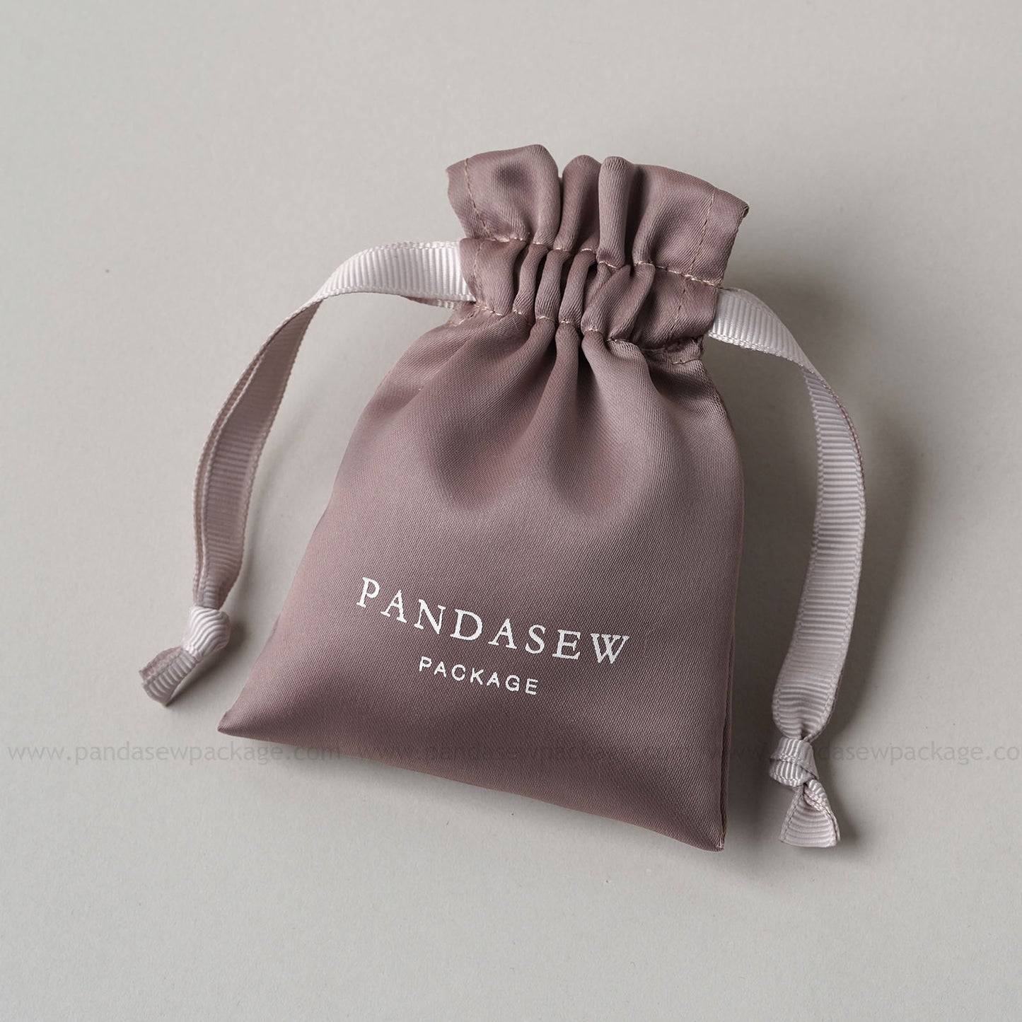 100pcs Dense silk satin bag custom jewelry pouch high quality thick and soft pouch DSD-107
