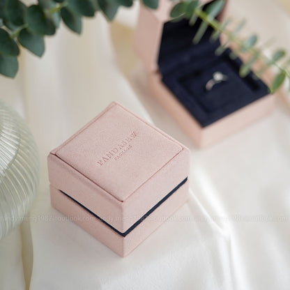 25pcs 6.5x6.5x5.5cm velvet box luxurious earring necklace jewelry package Custom Logo JPH-147