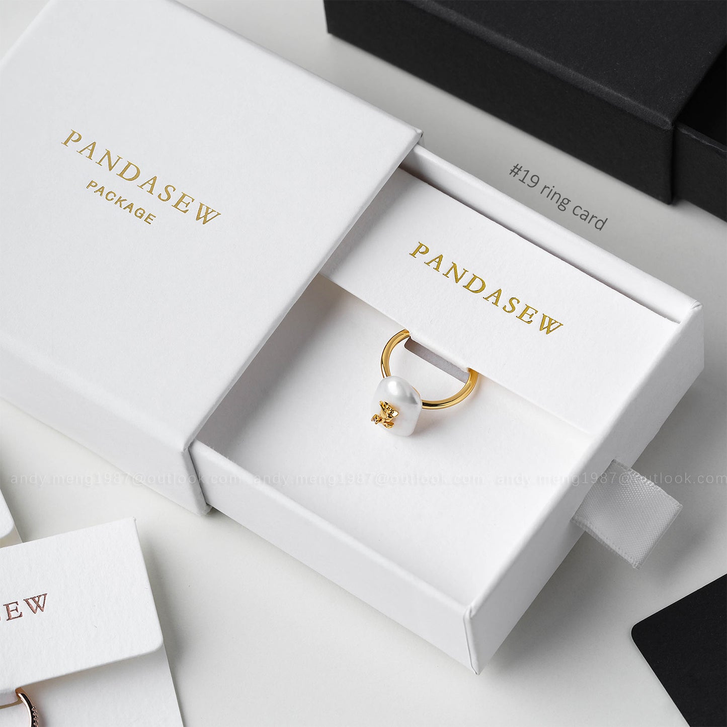 Pandasew white jewellery box with ring card