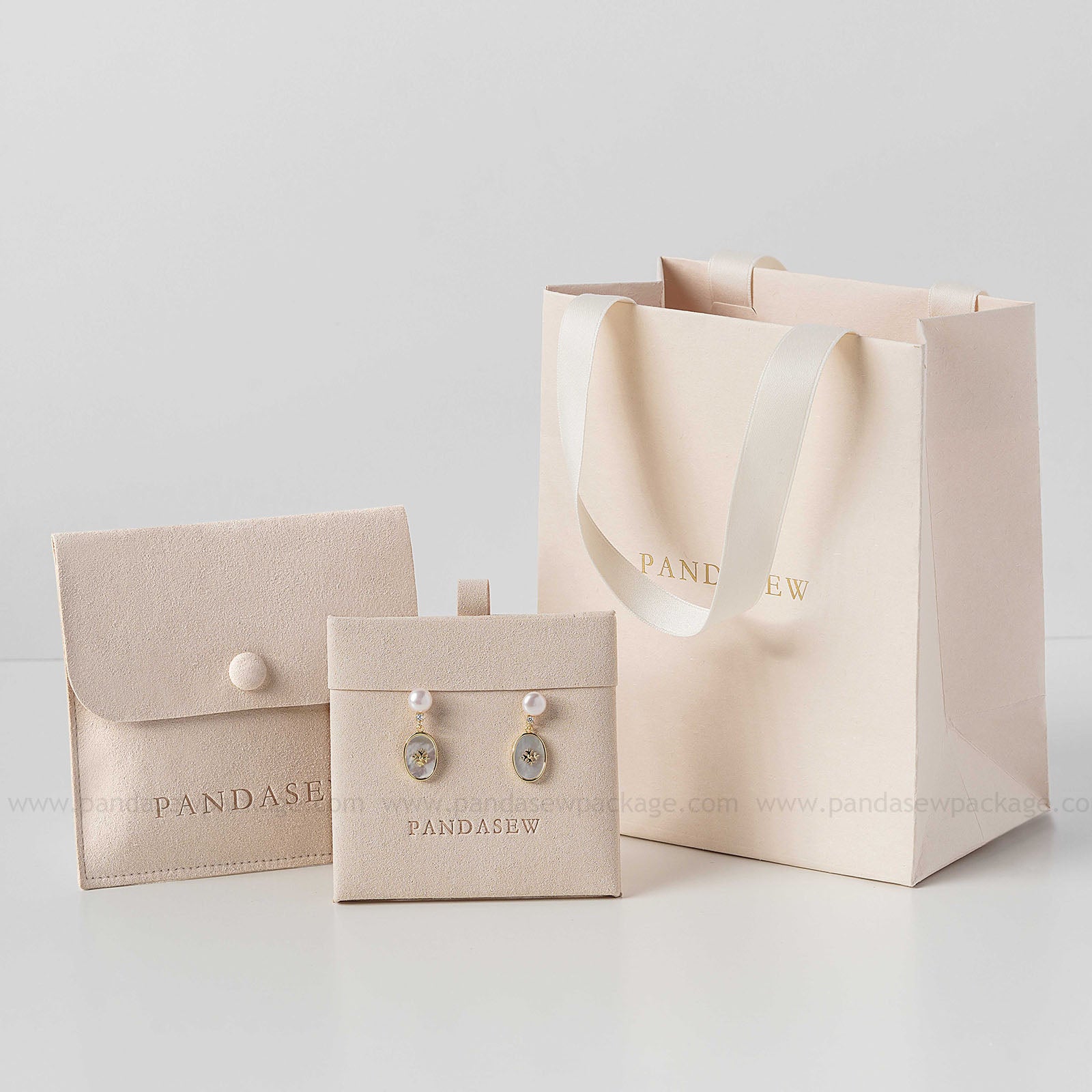 Beige gift bag with jewelry microfiber bag set