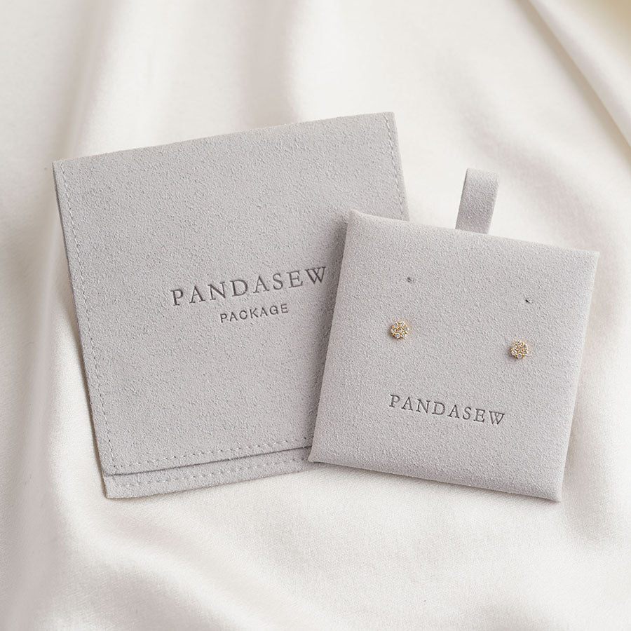earring package with logo