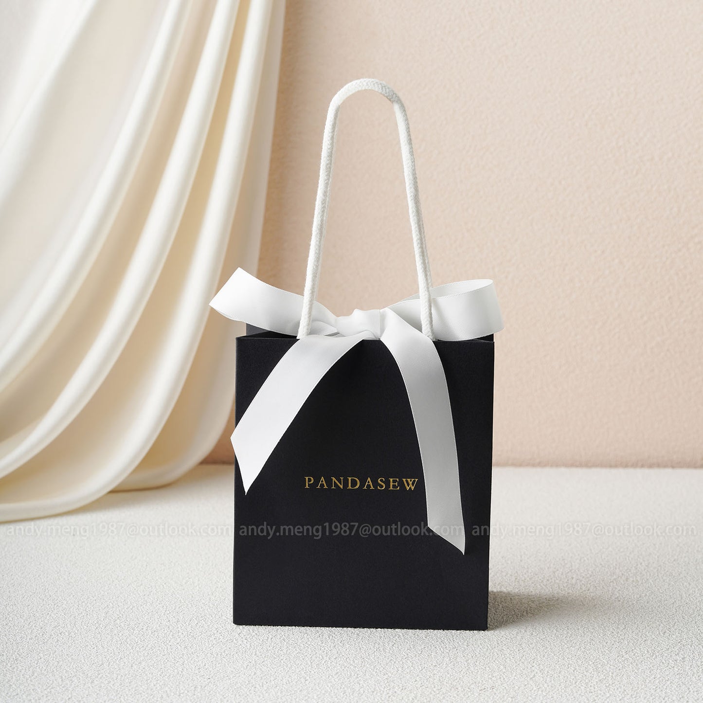 black paper bags with handles, Free logo printing