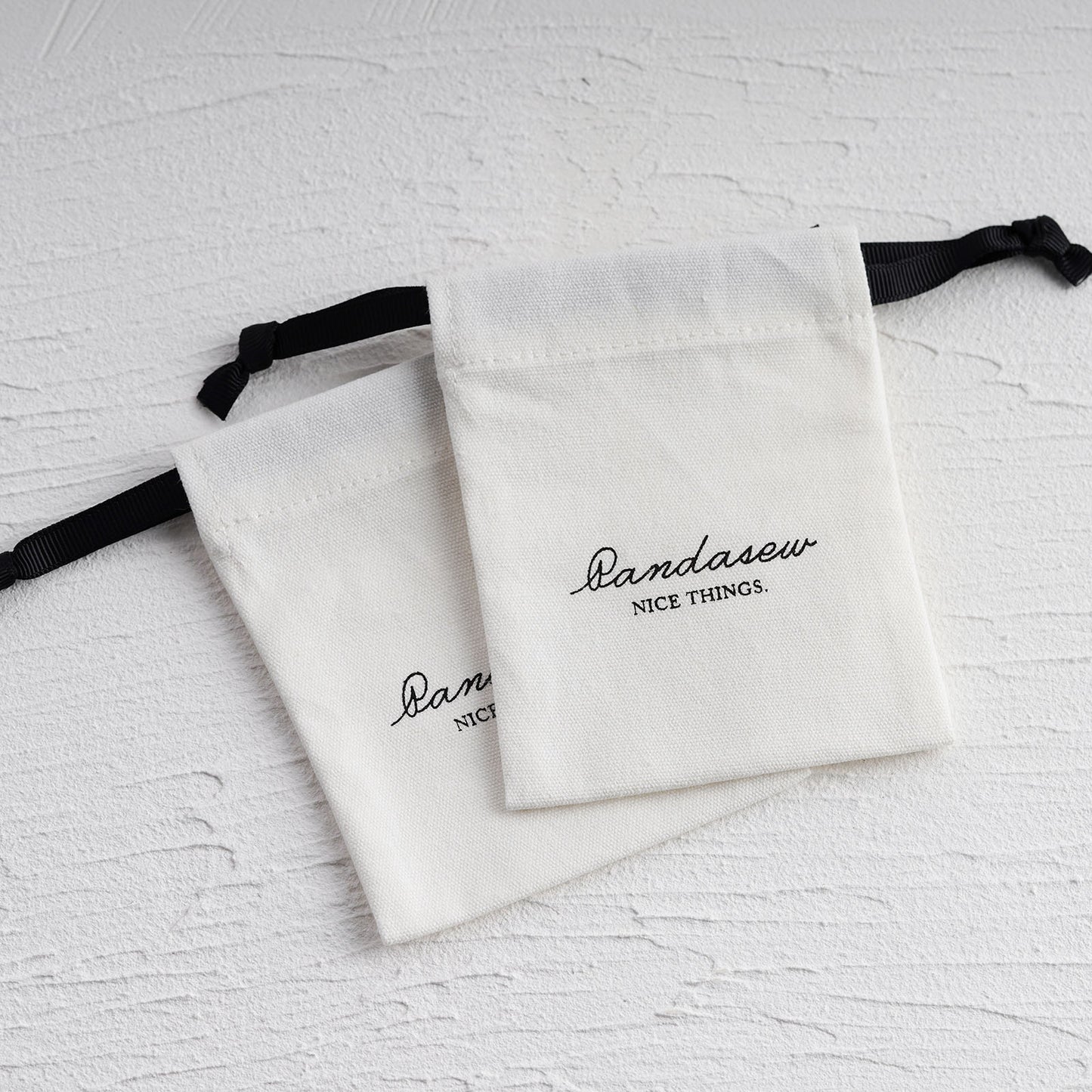 white cotton canvas drawstring dust bags custom logo
