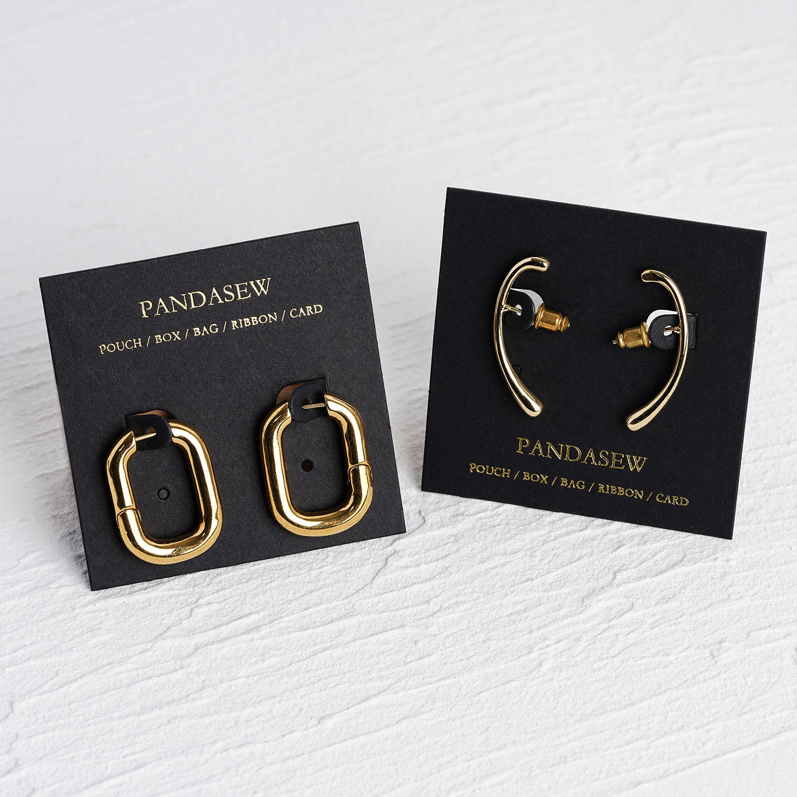 Black earring card 8x8cm with custom logo