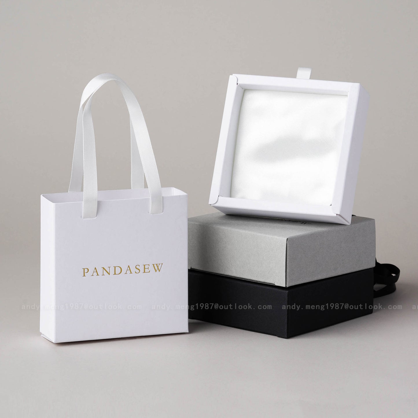 50pcs 10*10*3.5cm Jewelry Box Bracelet Box Pandasew Custom Logo Free Shipping BXt-146