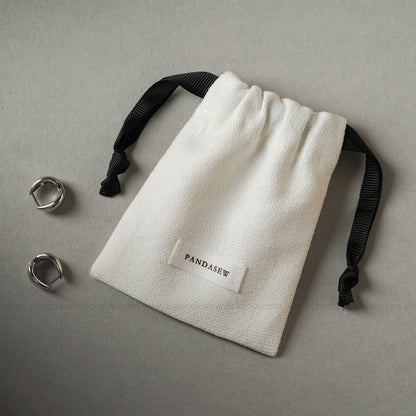 personalized white canvas bag with white label, very thick cloth bag