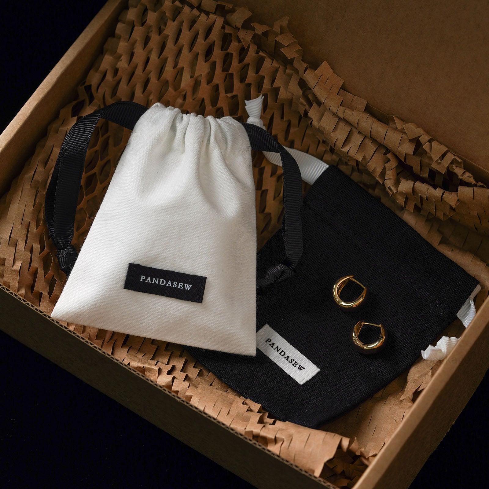 customized nature cotton bag, premium packaging, 3 colors to choose from