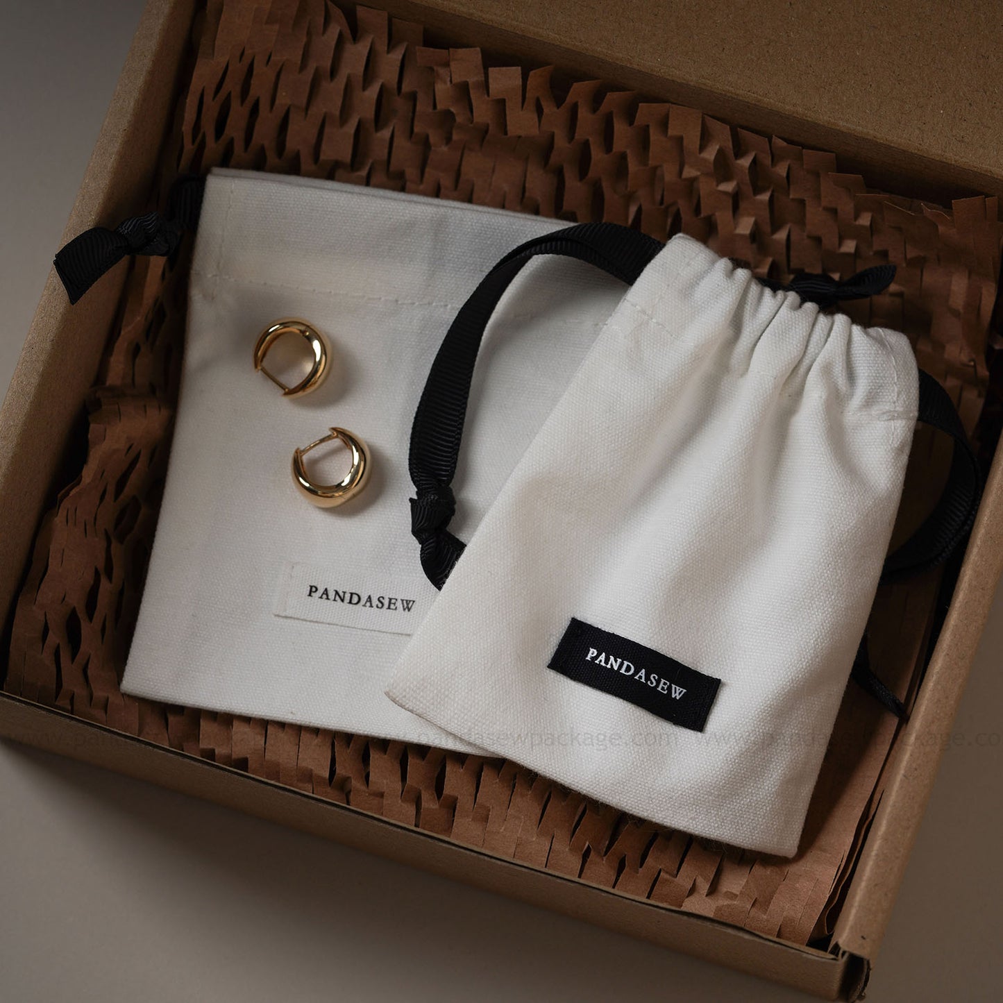white cloth bag 8x10cm drawstring bag, with logo printing on bag