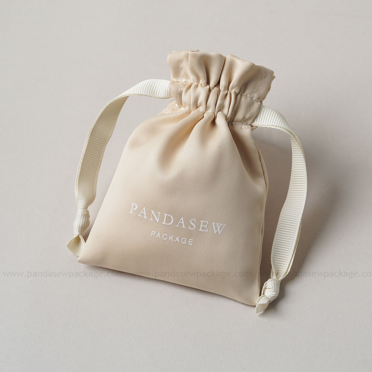100pcs Dense silk satin bag custom jewelry pouch high quality thick and soft pouch DSD-107