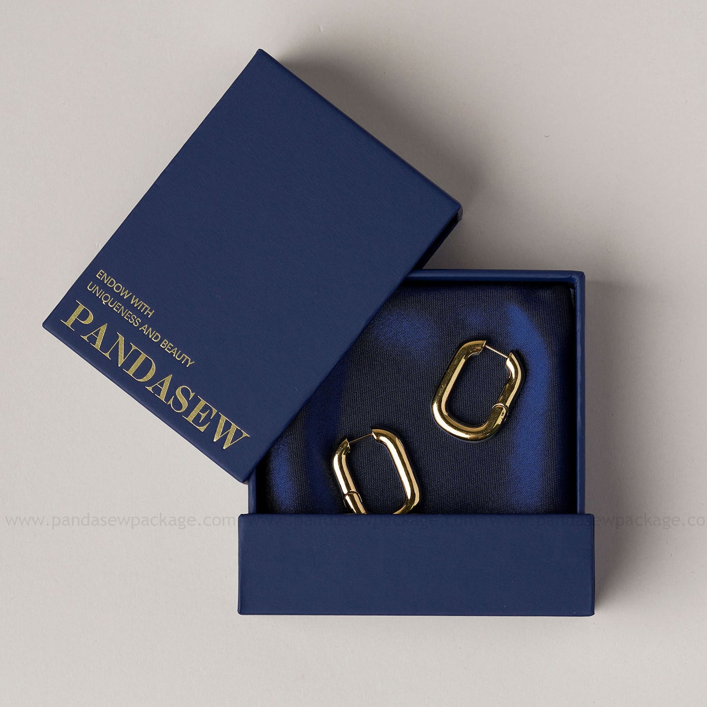 50pcs 9x9x3.5cm jewelry packaging custom jewellery box print logo, chic drawer box for necklace ring, Pandasew high texture cardboard box BX-150