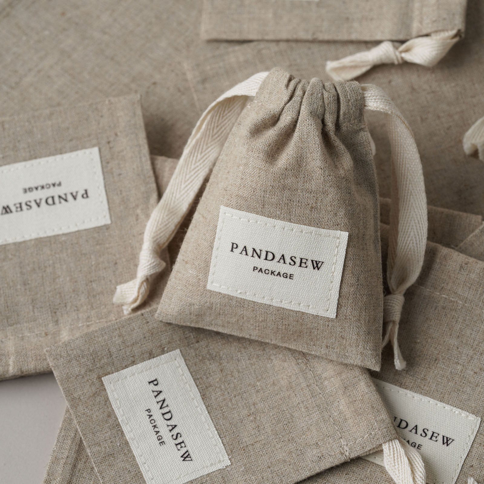 gift linen bag with personalized logo