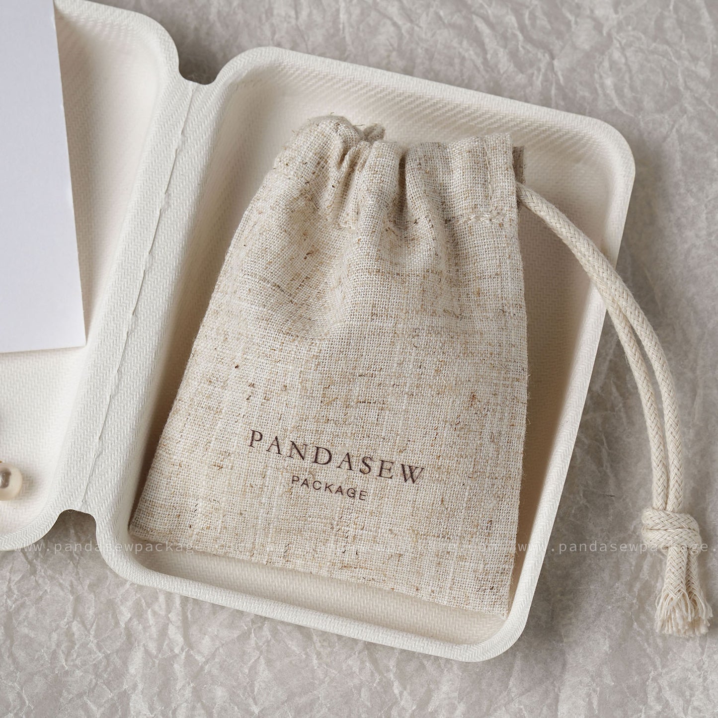 100pcs Bamboo Linen Drawstring Jewelry Package Custom Logo produce any size bag LN-114