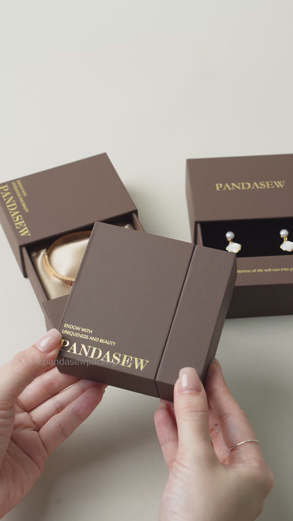 50pcs 9x9x3.5cm jewelry packaging custom jewellery box print logo, chic drawer box for necklace ring, Pandasew high texture cardboard box BX-150