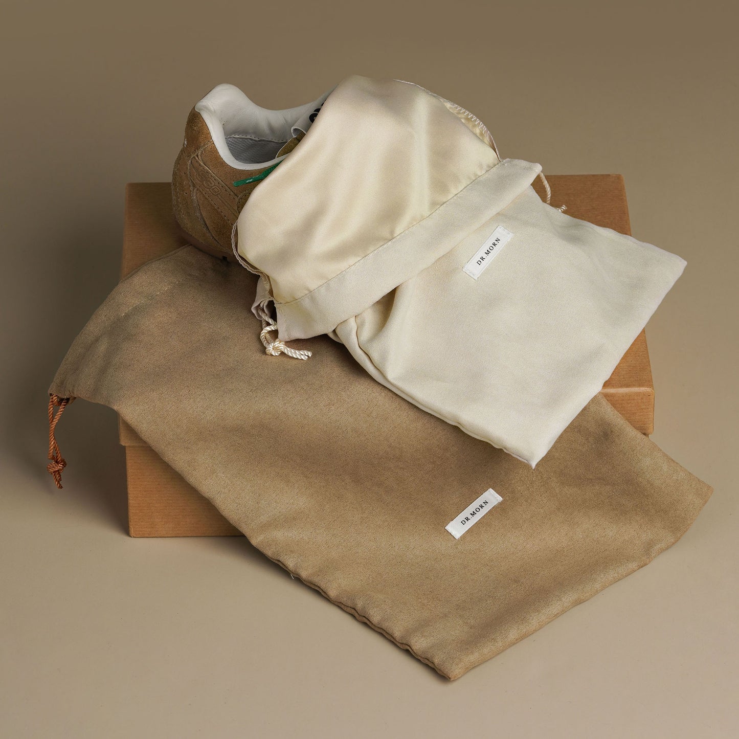 100pcs Suede Shoes Bag Custom Logo and Size Drawstring Bag SUE-141