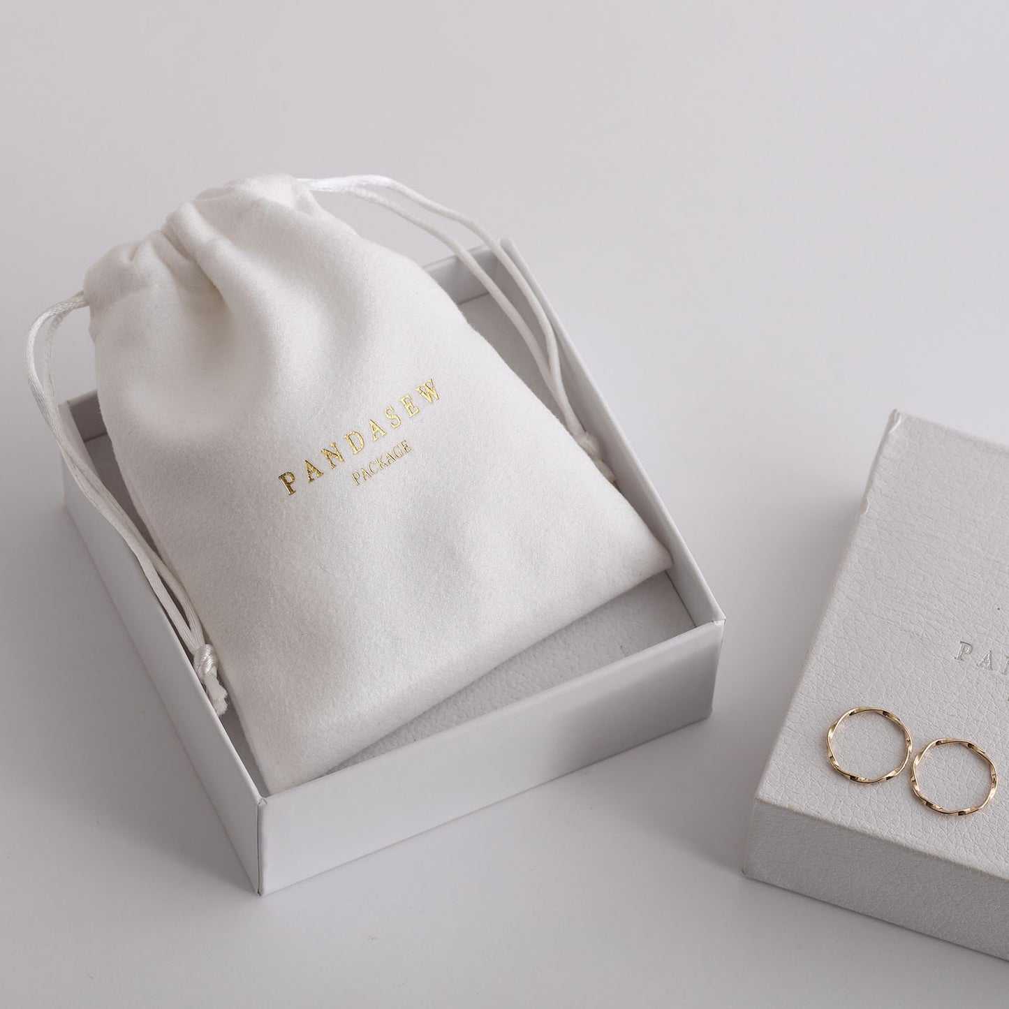 white velvet bag white nylon drawstring, custom bag with logo