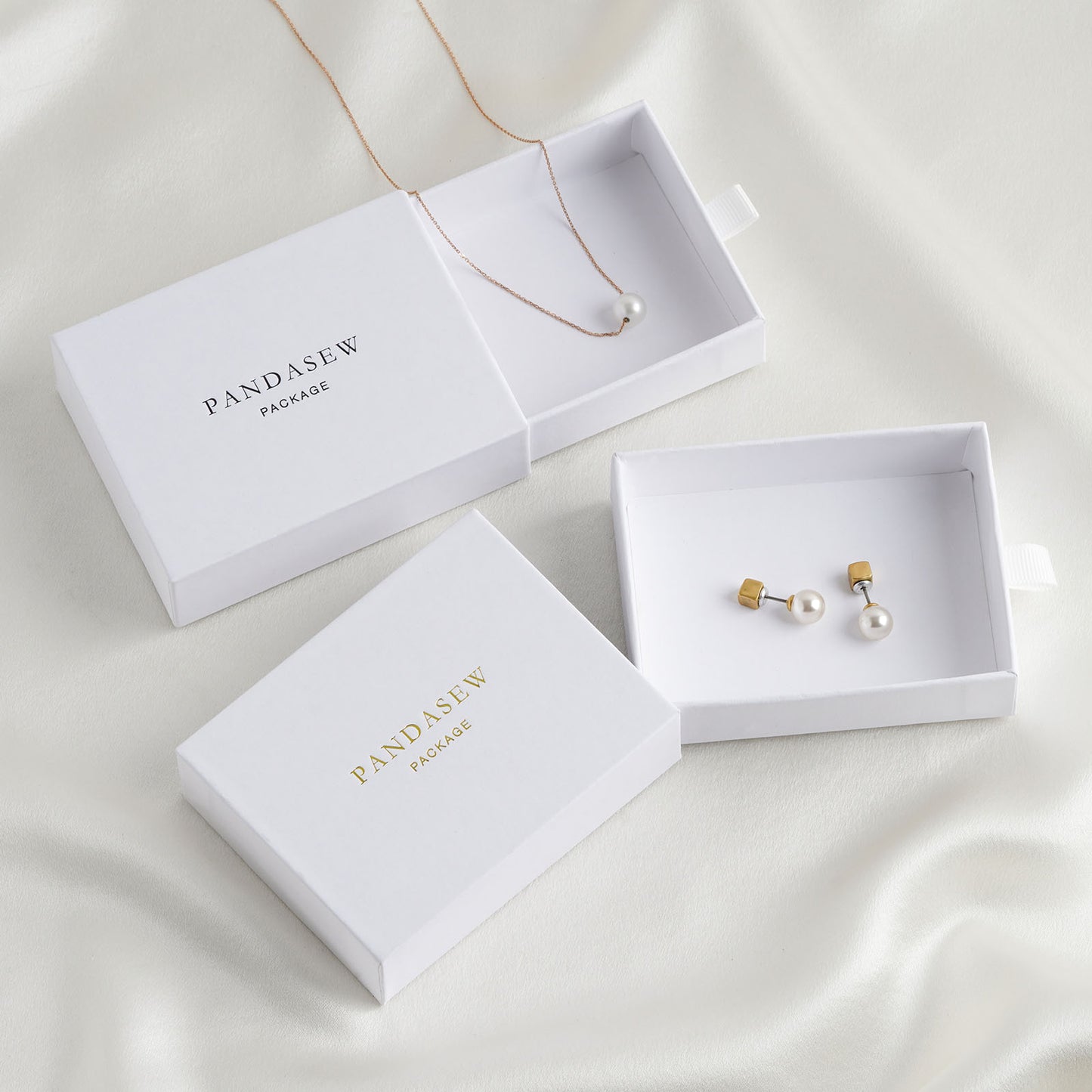 custom jewelry box white color, 7x9cm